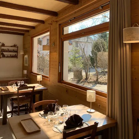 Au Sans Souci 酒店