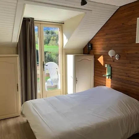 Au Sans Souci Hotel