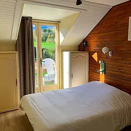 Au Sans Souci Hotel 2*